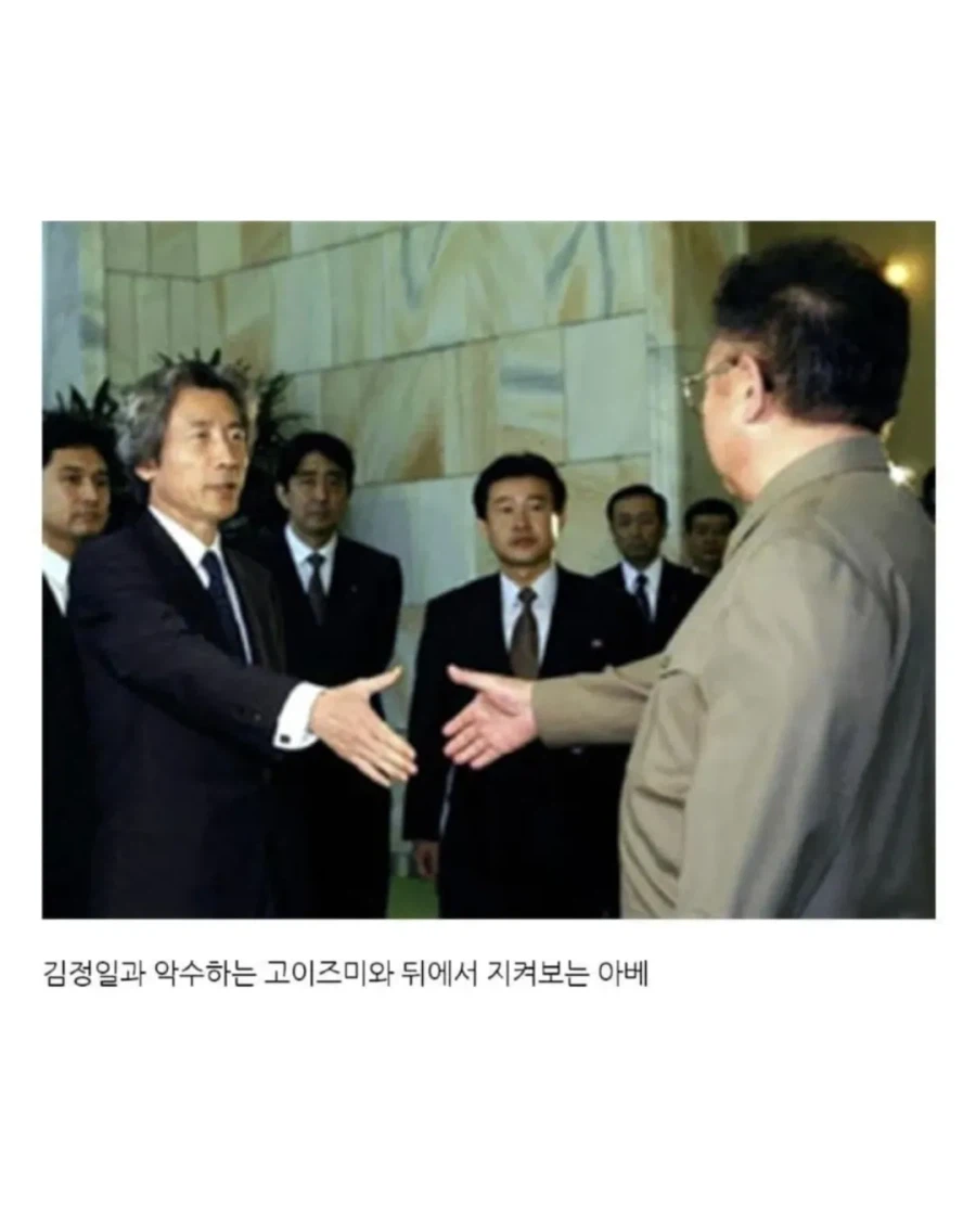 사진과 그림으로 기록된 역사속 희귀한 순간들.JPG_6.webp