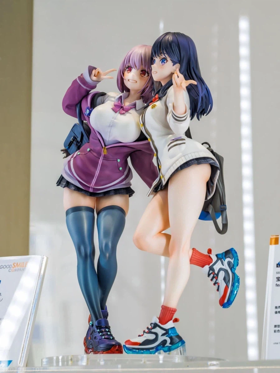 장점을 부각한 피규어_2.webp