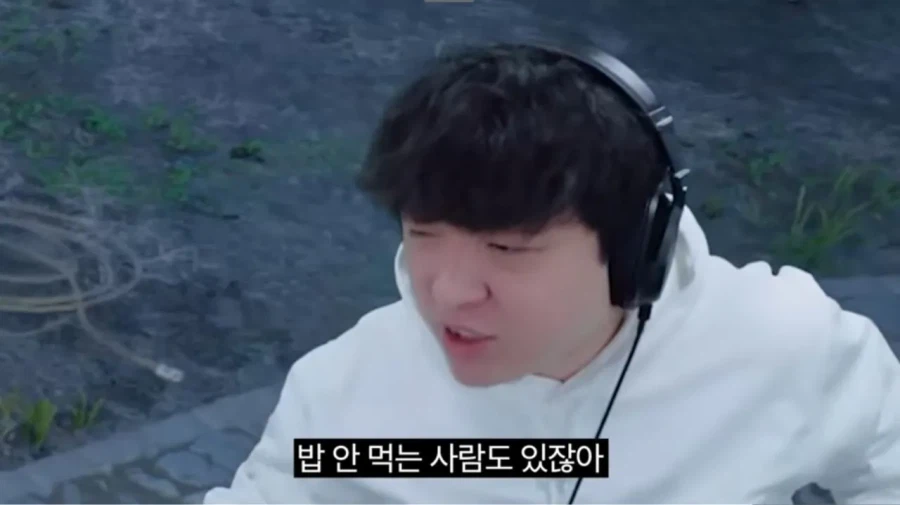 붉은사막 10일차만에 엔딩보고 점수 주는 풍월량.jpg_15.webp