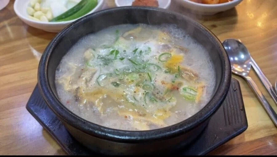 어느새부턴가 음식 가격 올라가고 갑자기 쏙 들어가버린 밈_1.webp