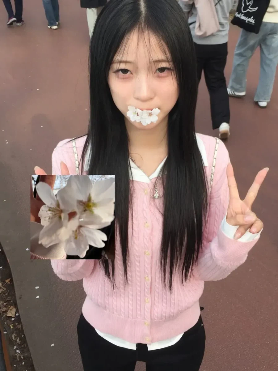 벚꽃 구경 간 최가온 선수_2.webp