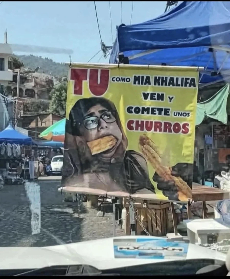 미아 칼리파도 안먹고는 못지나가는 츄러스 먹고 가세요!!_1.webp