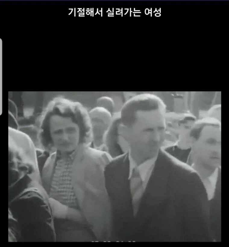 나치의 만행을 알게된 독일인들.jpg_7.webp