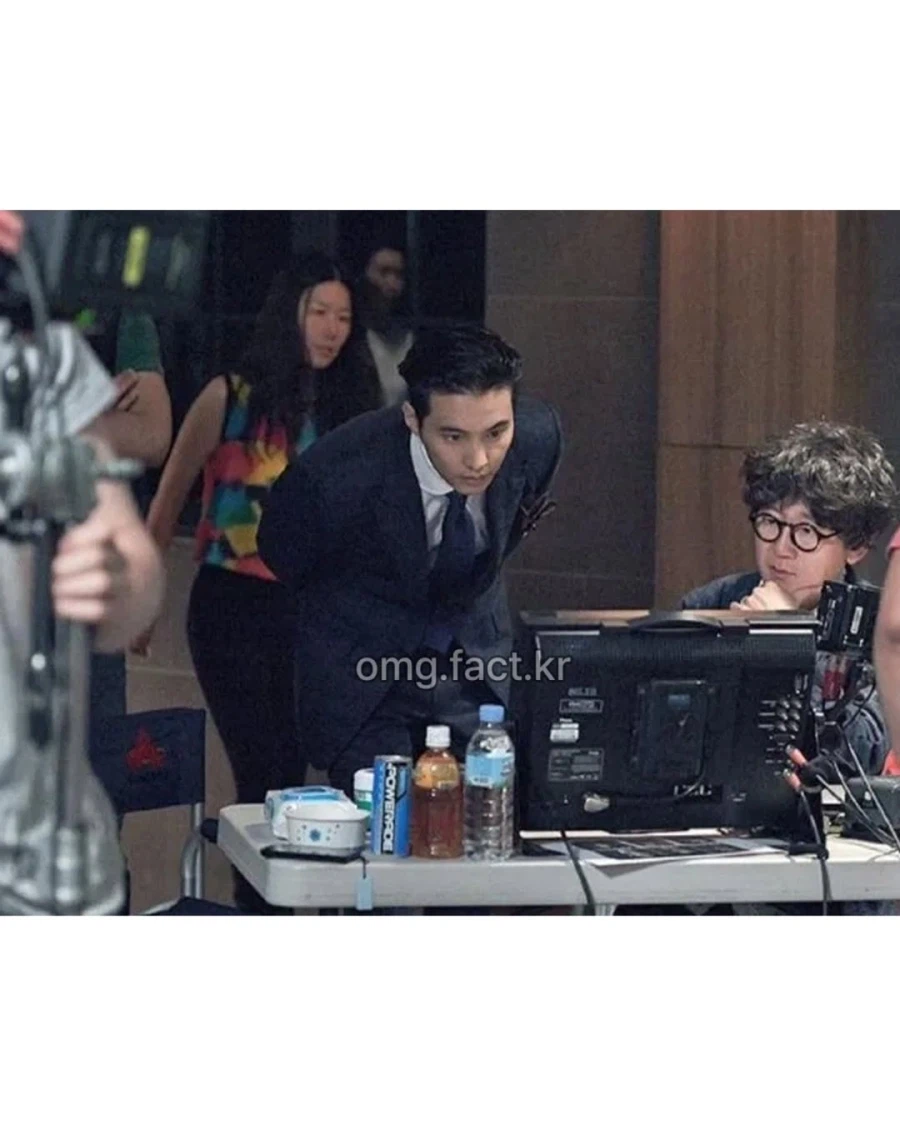 레전드 원빈 무보정 짤_2.webp