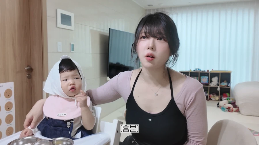 유튜브) 아내에게 만우절 전여친 장난 치다가 바람핀게 되버린 남편_61.webp