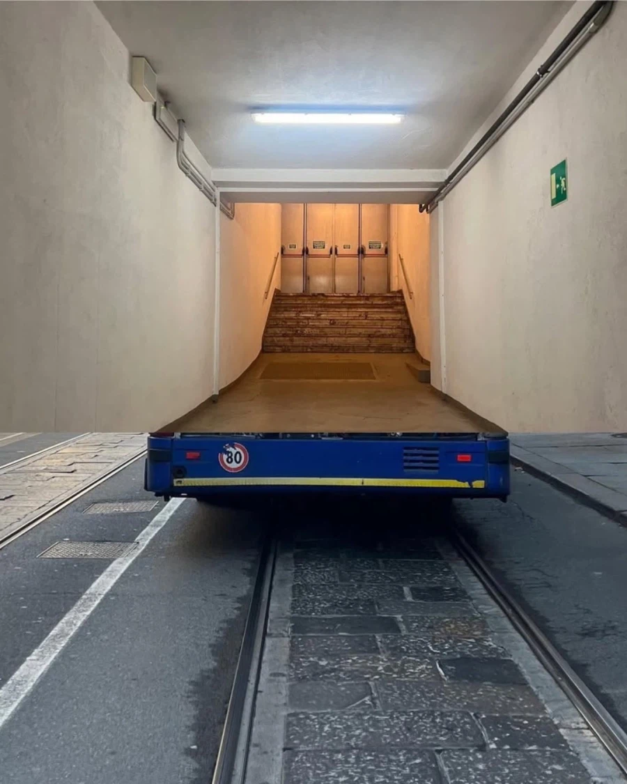 절묘하게 합성한 사진들_9.webp