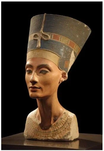 독일이 이집트 유물을 이악물고 안돌려주는 이유_1.webp