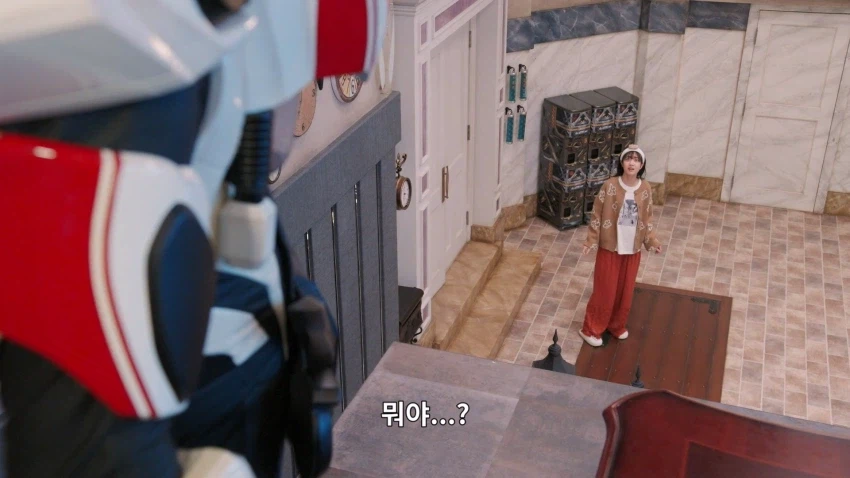 가면라이더) 다시보니 상사와 부하가 대화하는 장면_1.webp