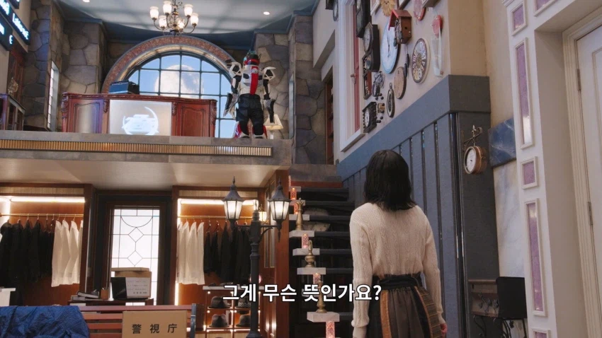 가면라이더) 다시보니 상사와 부하가 대화하는 장면_10.webp