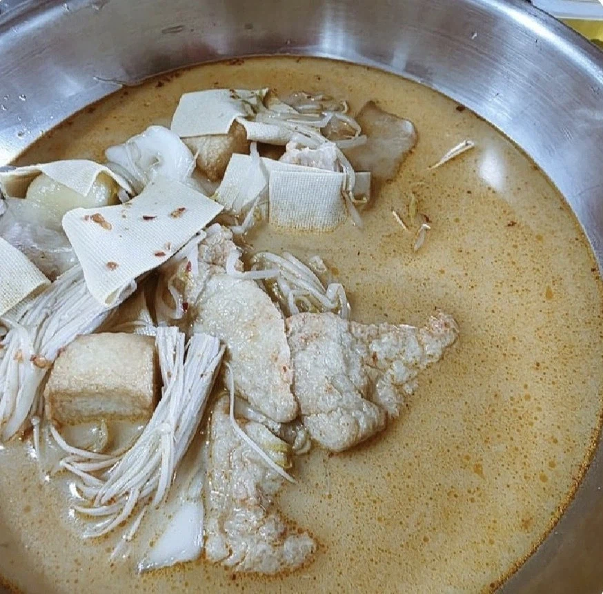 음식 사진 못찍는 사람.jpg_3.webp