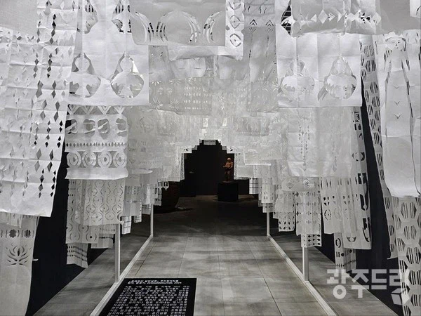 한국의 종이공예_2.webp