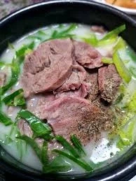 솔직히 돼지고기에서 가장 맛있는 부위는 뽈살이라고 생각해_2.webp