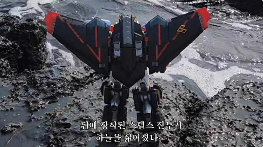 조회수에 굶주린 광기의 유투버_4.webp