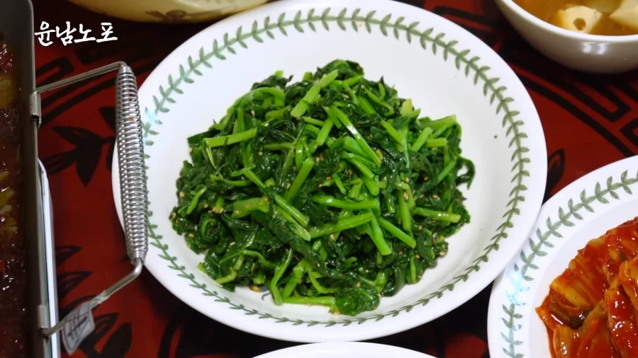 그저 비빔밥이 먹고 싶었던 윤남노 쉐프.JPG_15.webp