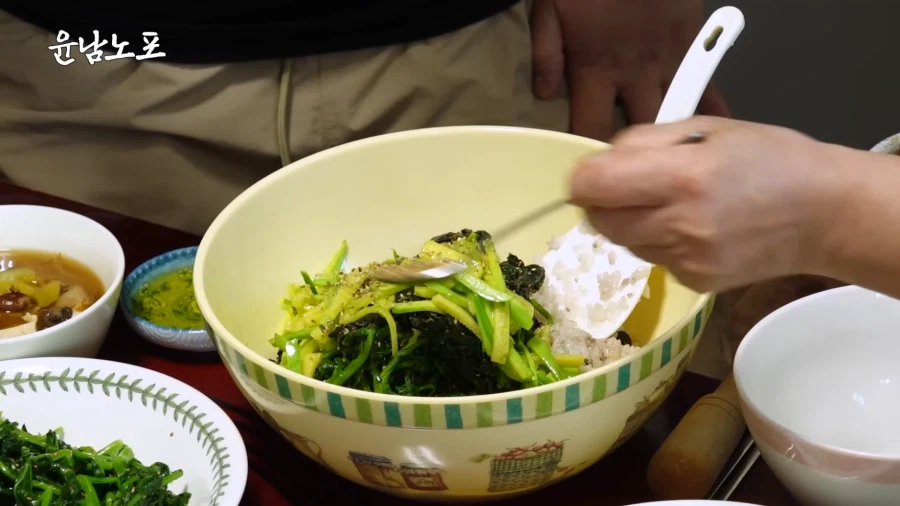 그저 비빔밥이 먹고 싶었던 윤남노 쉐프.JPG_28.webp