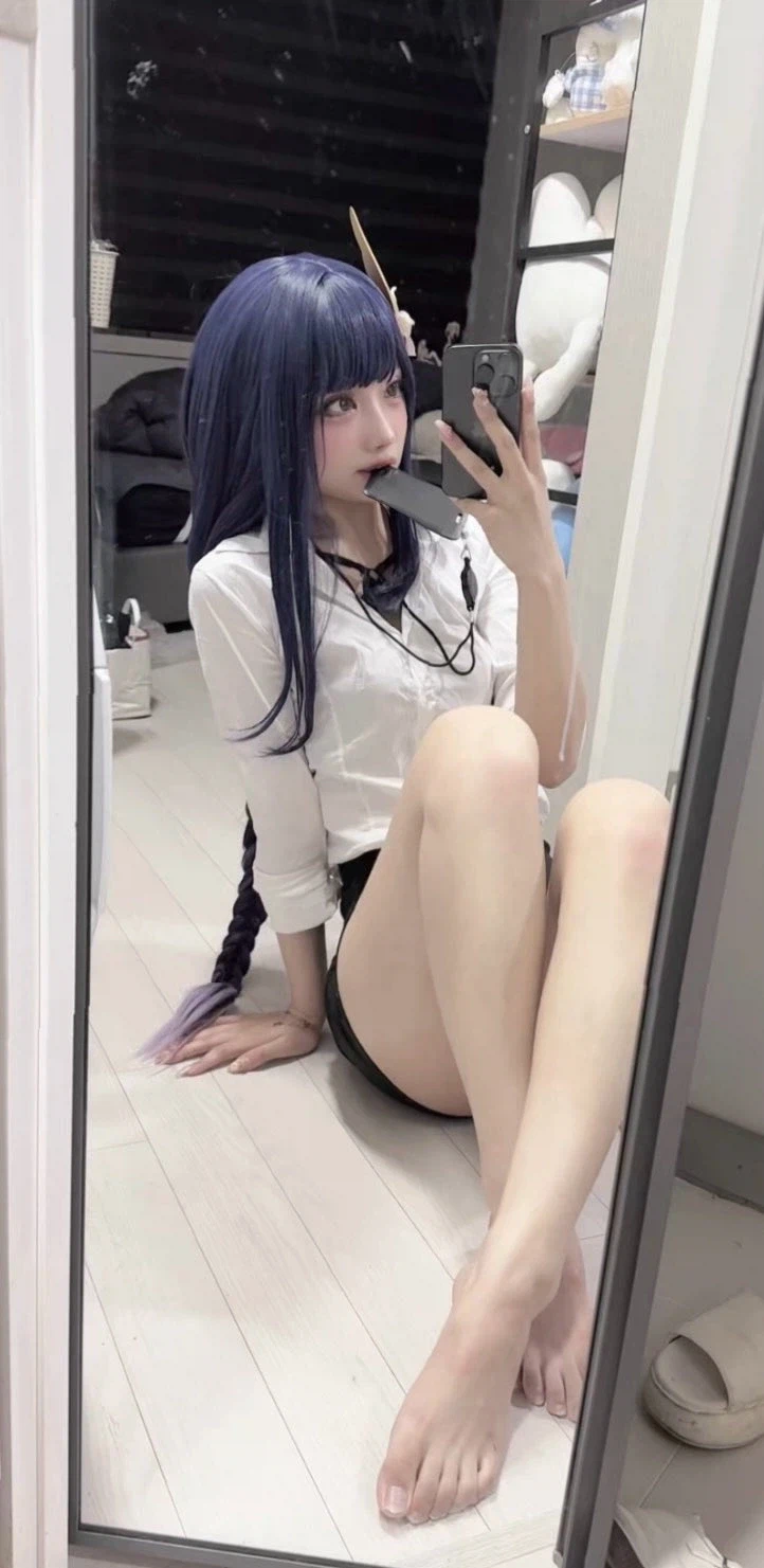 원신 오피스룩 라이덴 코스프레_1.webp