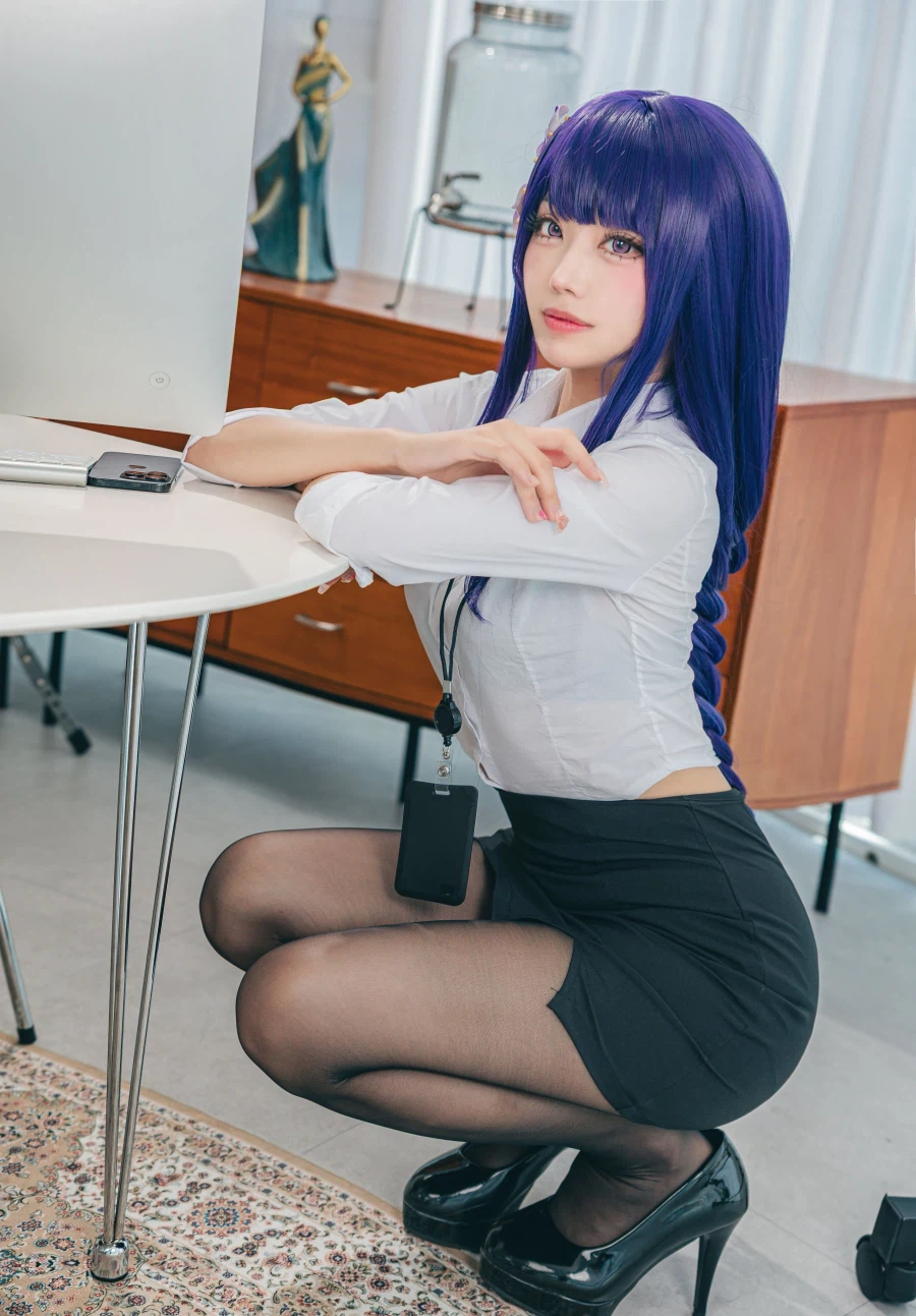 원신 오피스룩 라이덴 코스프레_2.webp