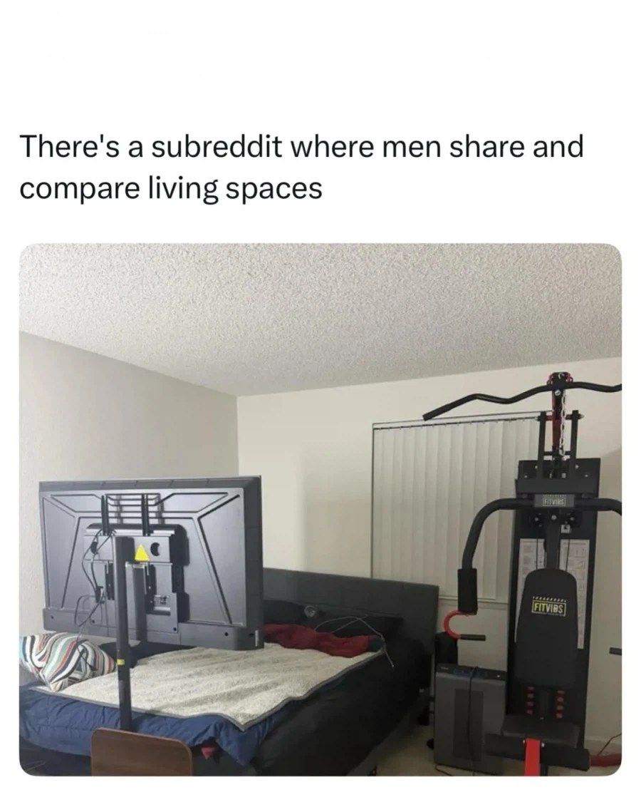 여자로썬 이해 안된다는 남자 방 사진들.jpg_1.webp