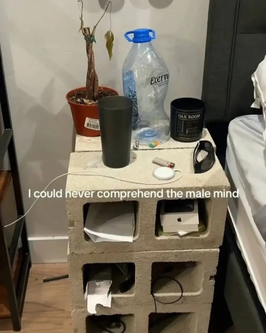 여자로썬 이해 안된다는 남자 방 사진들.jpg_5.webp