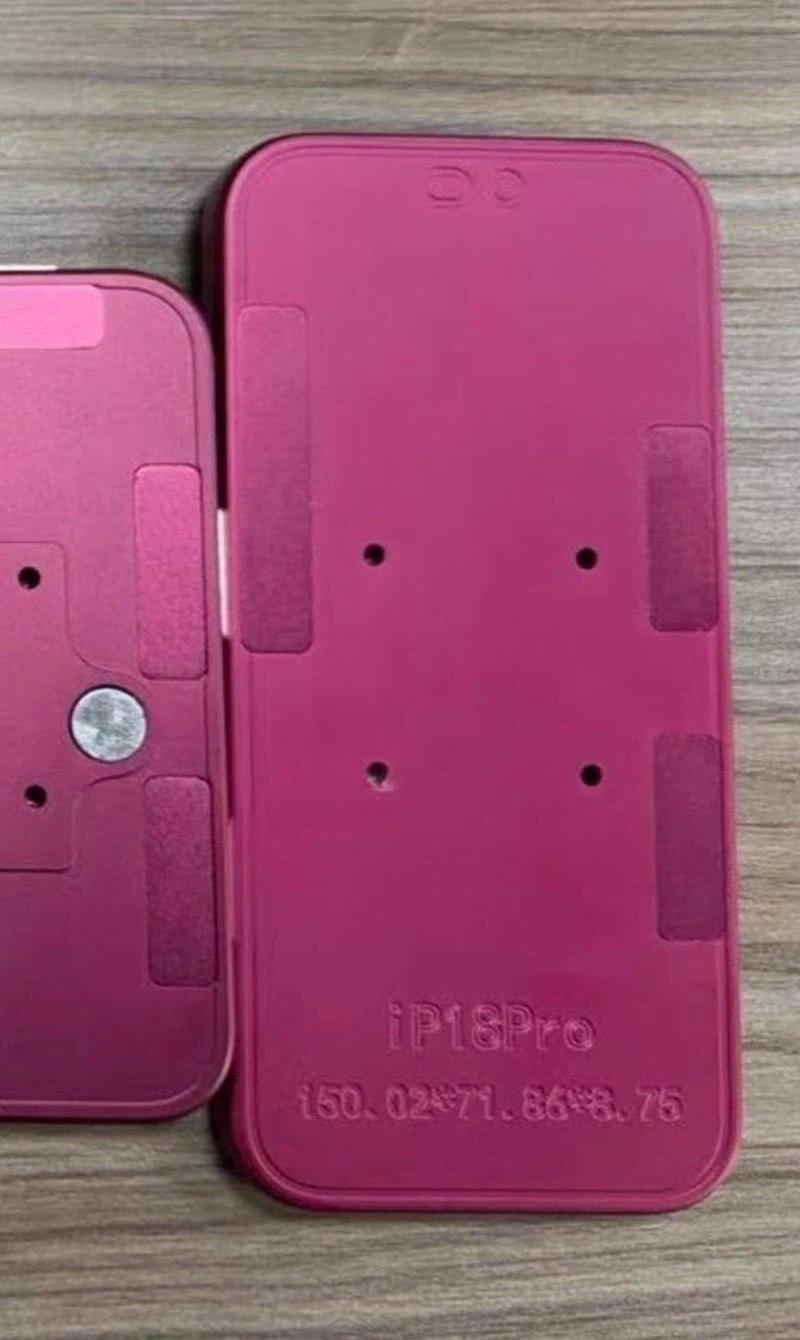 아이폰 신형 금형유출_3.webp