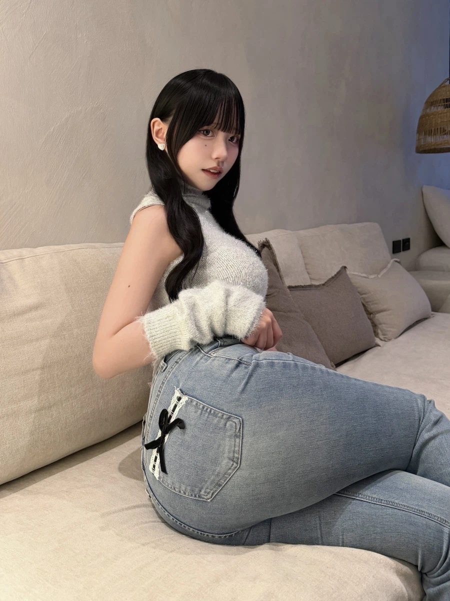 안벗어도 굉장한눈나_8.webp