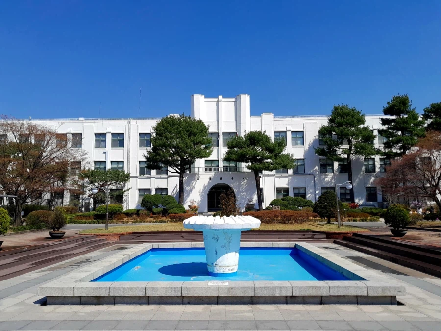 하늘이 예뻐서_2.webp