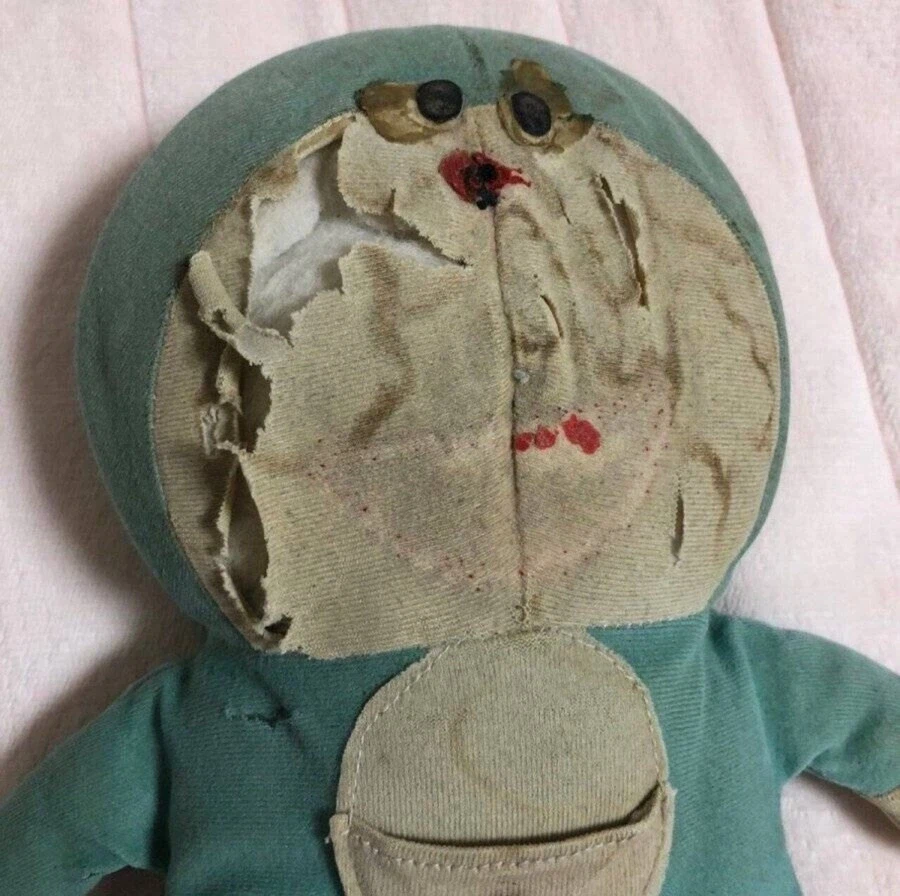 여친 방에서 이런 인형 나오면 정 뚝 떨어져??.jpg_2.webp