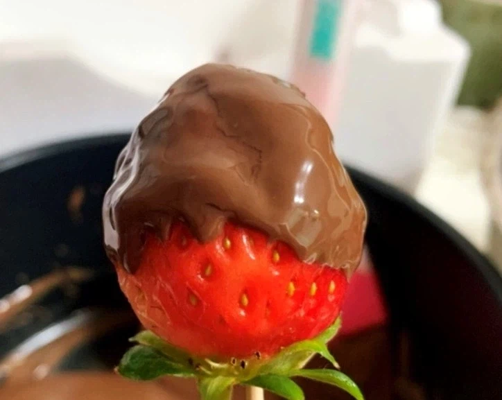 ㅈ같은 딸기가 아직도 남아 있는 것 같아._2.webp