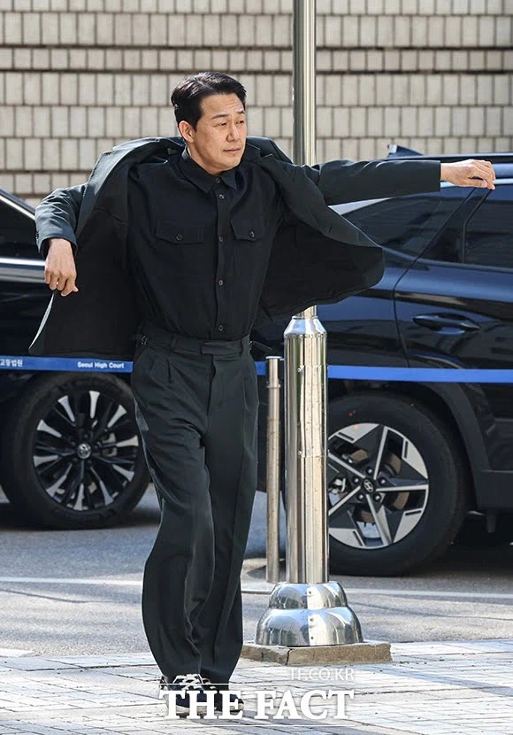 영화 신세계의 한 장면 아님_1.webp