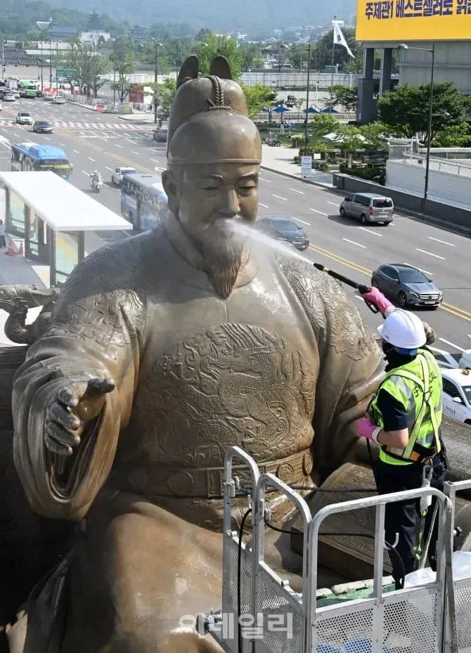 아프면 손드세요_1.webp