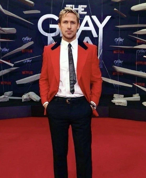 넷플릭스 더 그레이맨 대 참사_1.webp