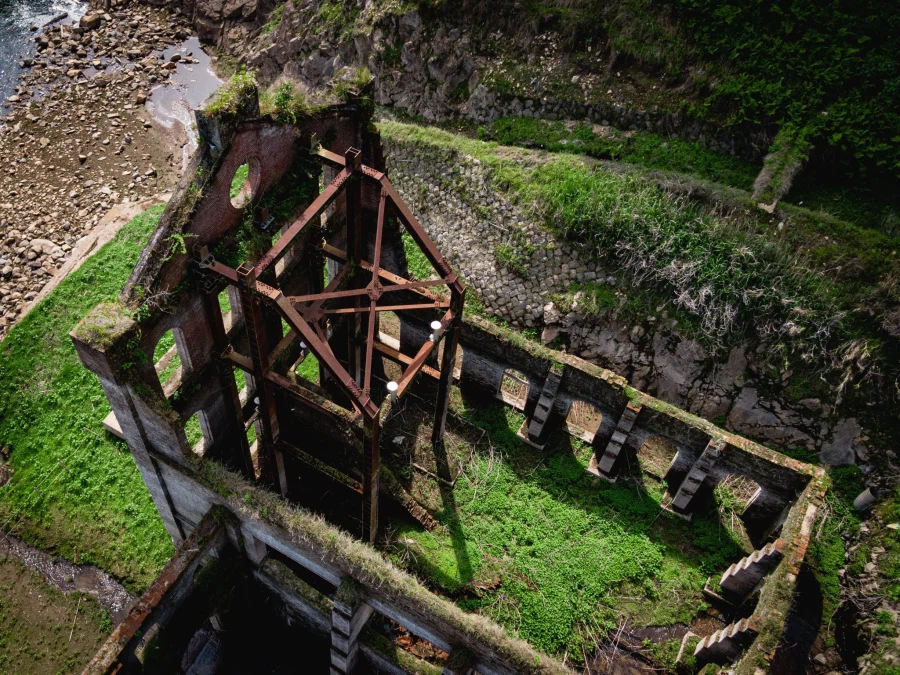 일본, 여름되면 나타나는 수몰 발전소 폐허_3.webp