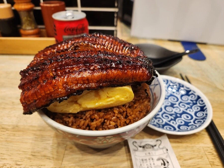 호불호 갈리는 장어 덮밥 .JPG_2.webp