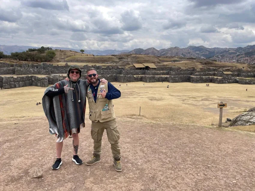 씹덕아, 현실을 사는 게 어떻겠니?_4.webp