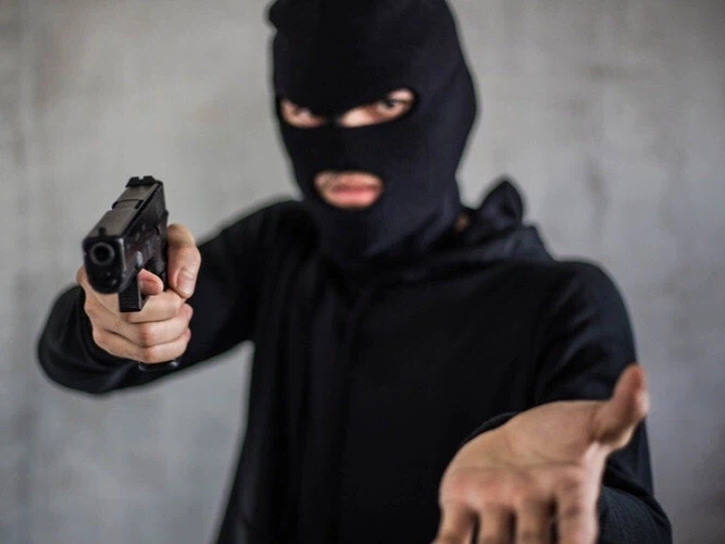 내향인이 길에서 마주쳤을때 가장 버거운 타입.jpg_1.webp