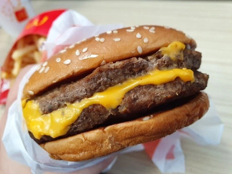 김종국은 운동하고나서 쿼터파운더 사먹는다고 함 ㄷㄷ_2.webp