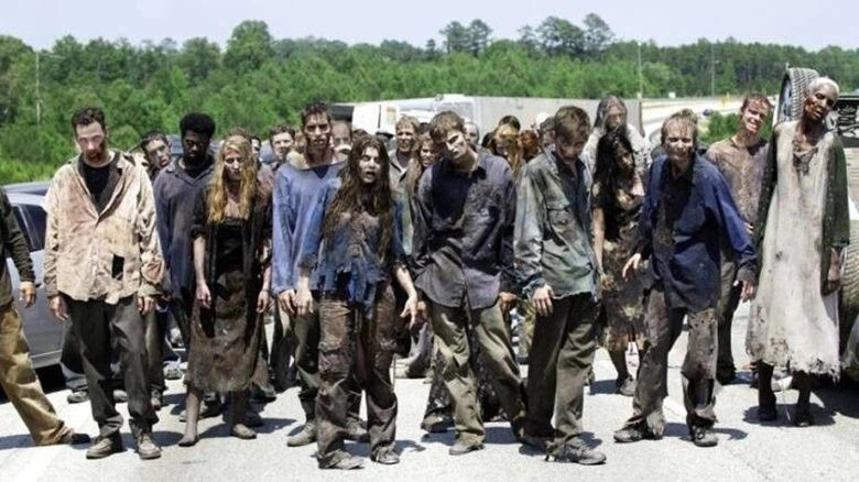 지금 한국에서 좀비 아포칼립스 세상이 발생 했습니다._1.webp