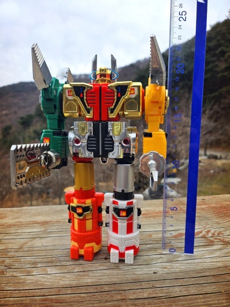 까리한 한국의 변신합체 로봇장난감_20.webp