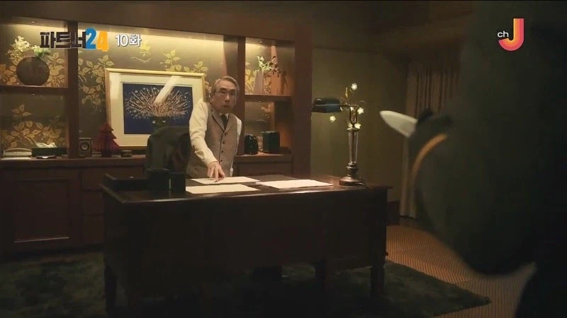 어느 여자 팬이 소설가에게 살의를 품은 이유_3.webp