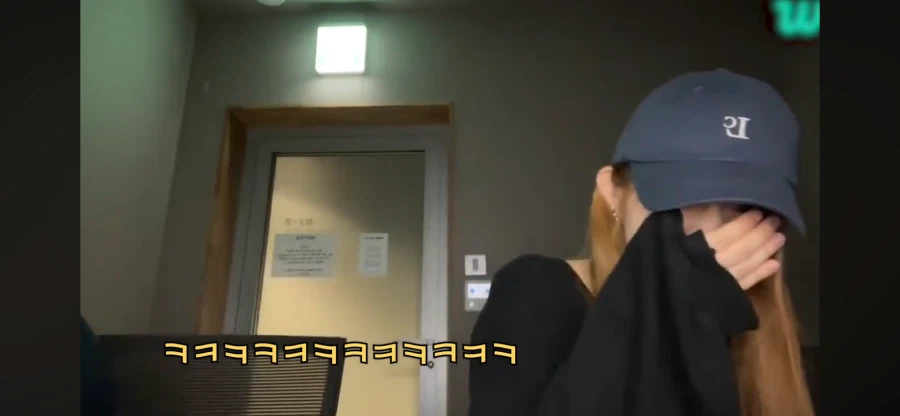 자신이 귀여운지 의문이 생긴 아이도루_9.webp