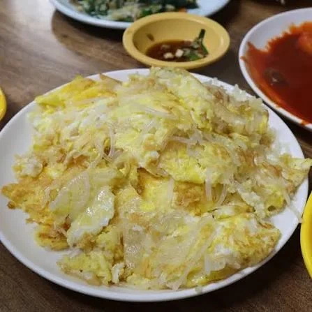 부산서만 먹는 음식.jpe_2.webp