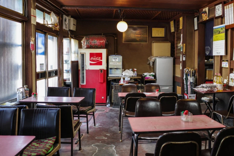 일본, 오래된 우동 가게의 나베야키 우동_3.webp