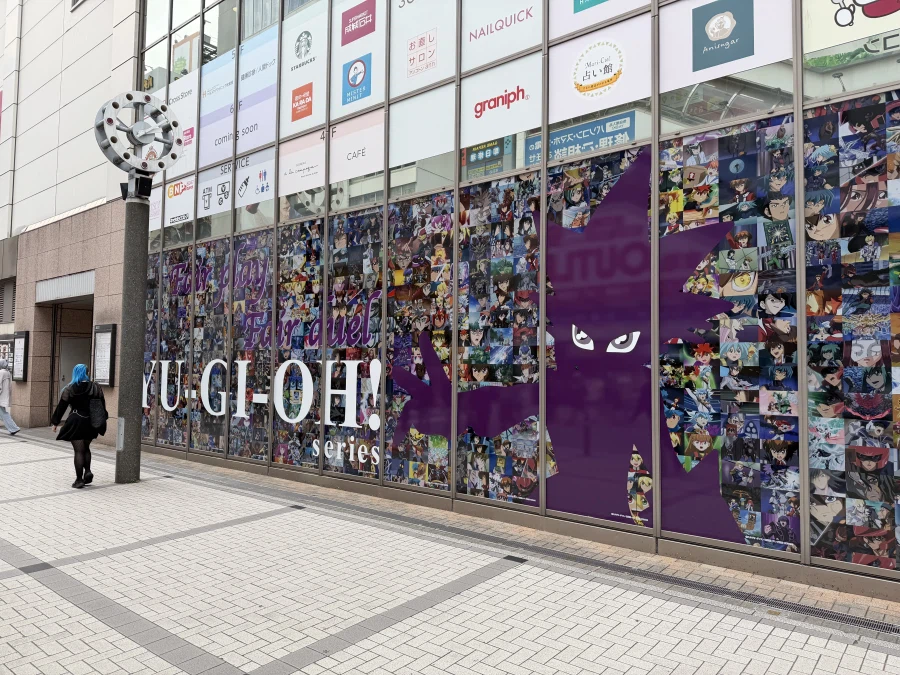 아키하바라 왔는데 여기 뭔가 이상해..._1.webp