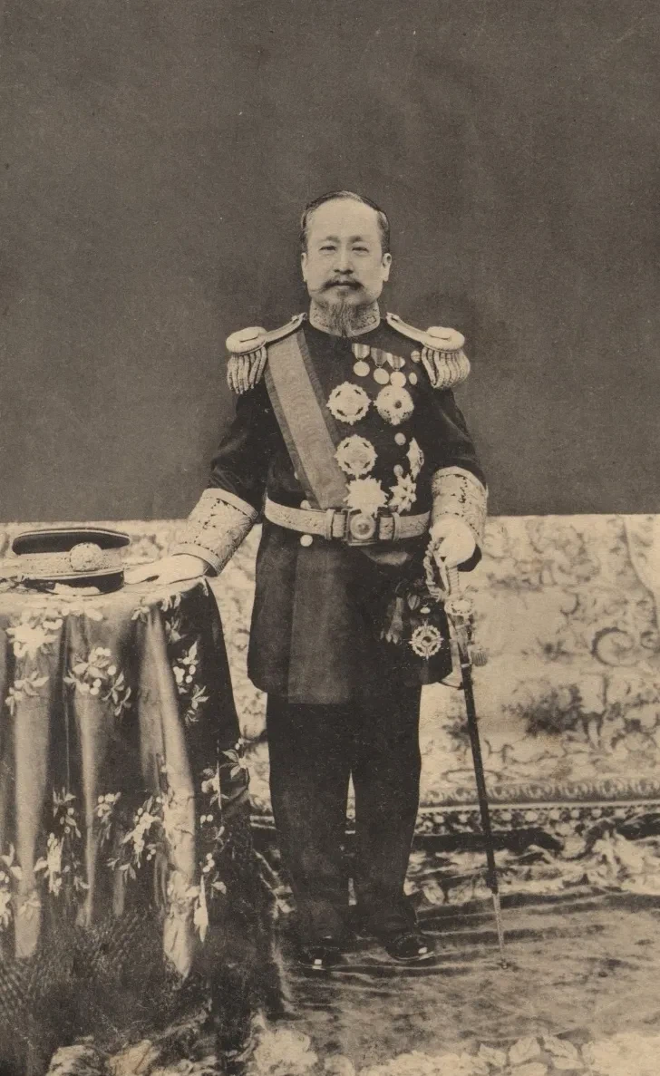 한국 왕실이 영국처럼 존재했을려면_1.webp