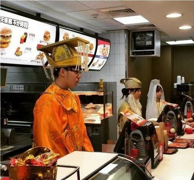 손님은 왕이다.jpg_1.webp