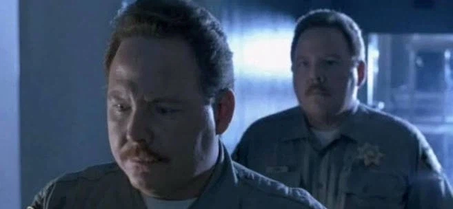 정신병원에서 만나면 위험한거_2.webp