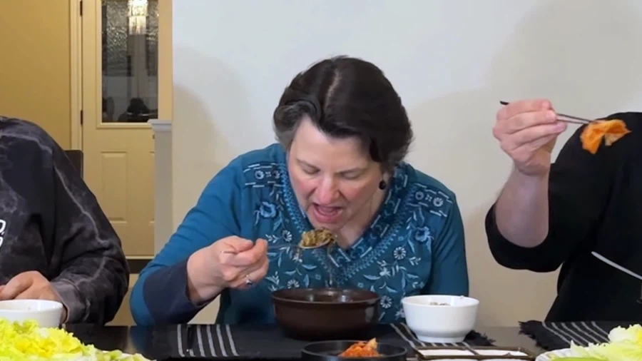 유튜브) 가족들에게 독초 수프 먹인 유튜버_18.webp