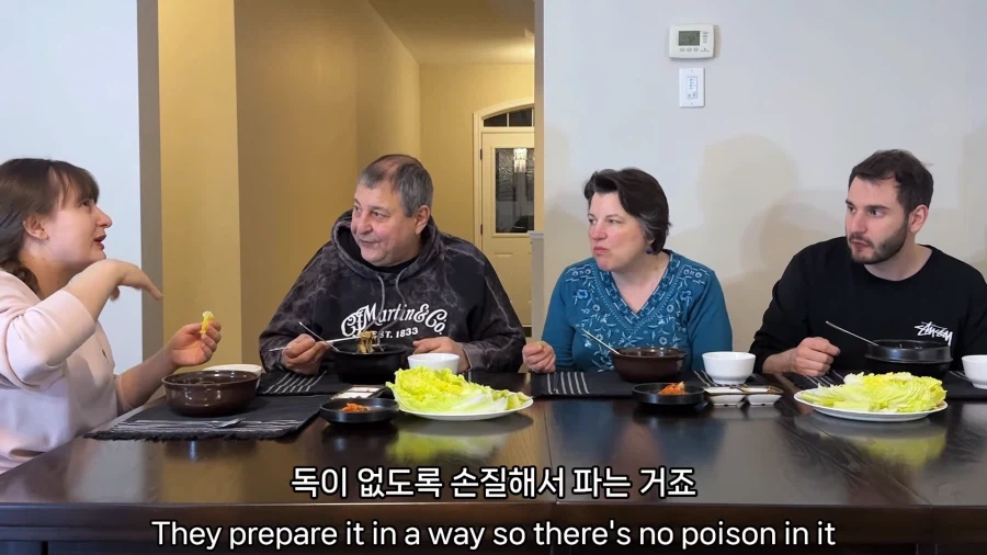 유튜브) 가족들에게 독초 수프 먹인 유튜버_36.webp