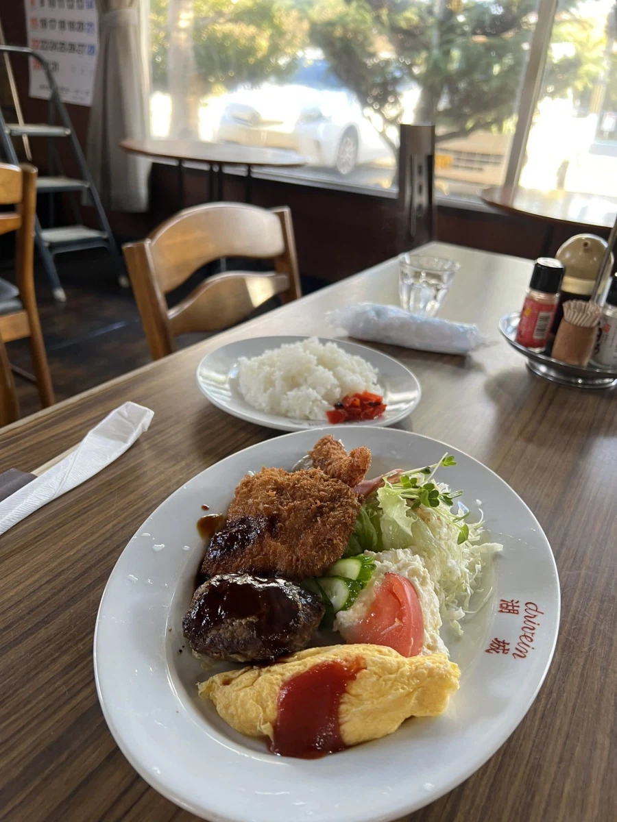 일본, 도로 근처의 오래된 음식점️_5.webp