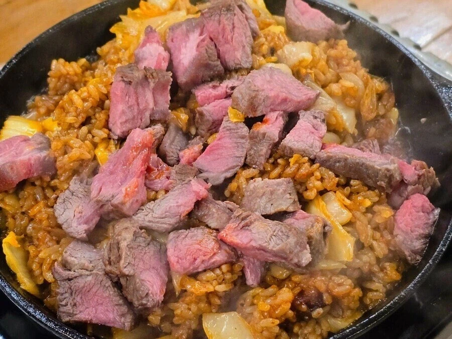 소 기름으로 튀긴 게 그렇게 맛있다며??.jpg_12.webp